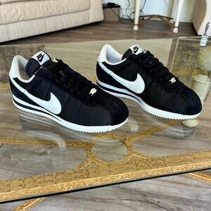 Nike Cortez Sz. M10.5
